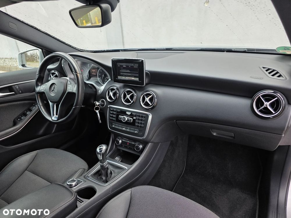 Mercedes-Benz Klasa A 180 - 22