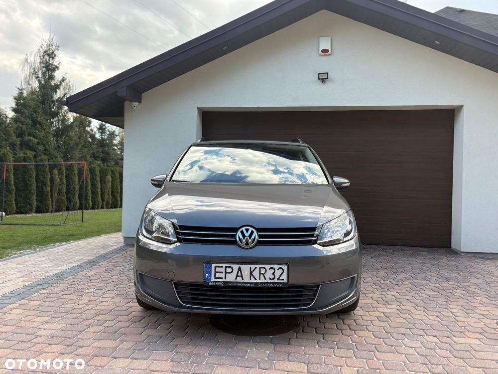 Volkswagen Touran - 5