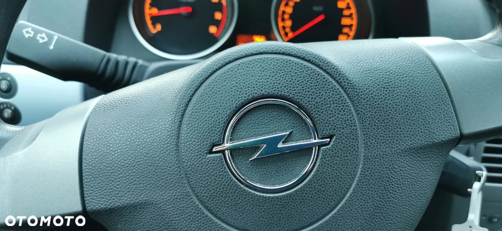 Opel Astra 1.6 - 28