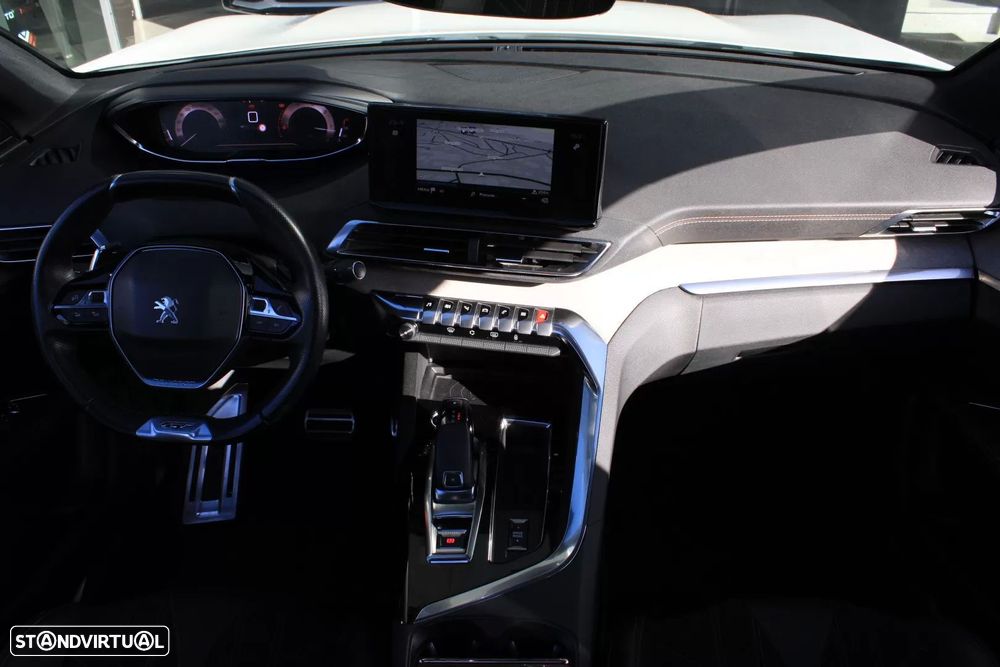 Peugeot 5008 1.5 BlueHDi GT EAT8 - 32