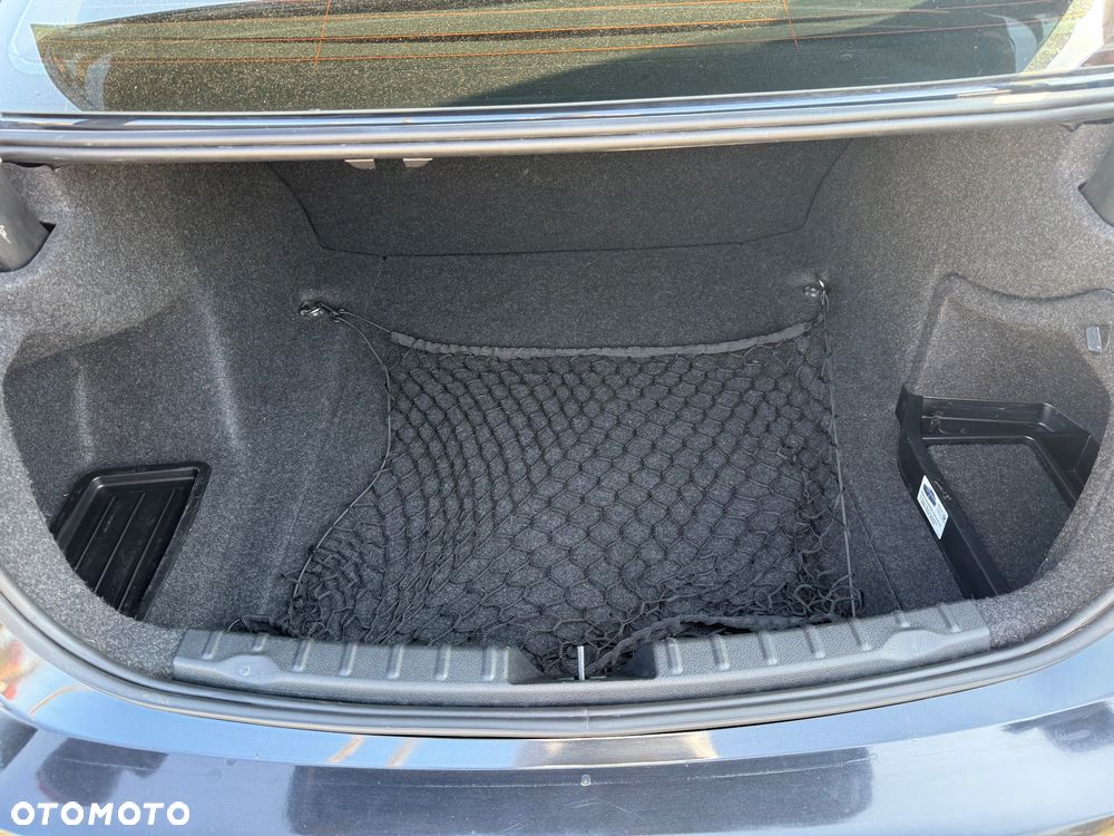 BMW Seria 3 320i xDrive - 10