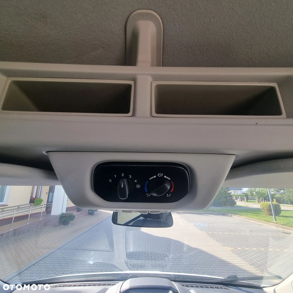 Ford Transit - 14
