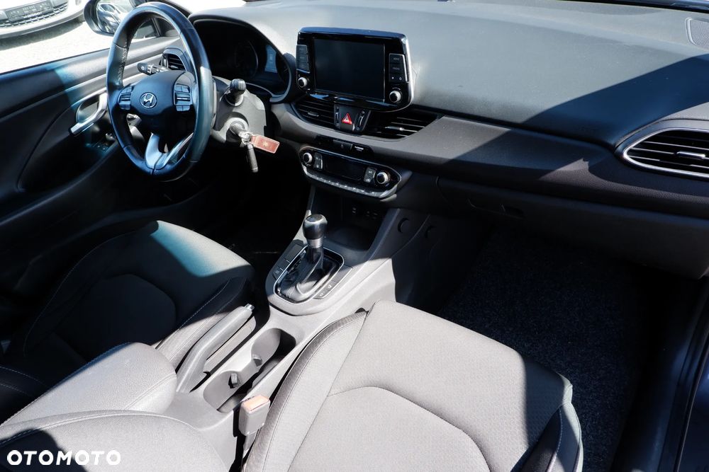 Hyundai i30 1.6 CRDI DCT Trend - 4