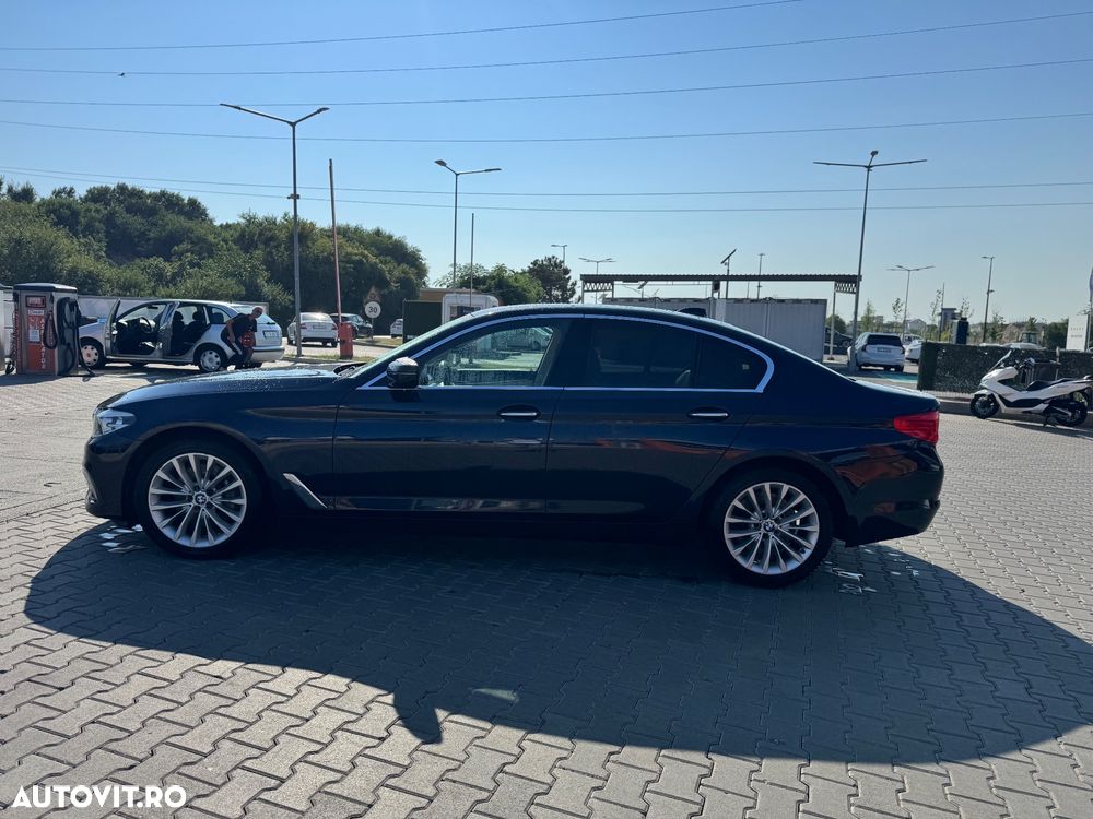 BMW Seria 5 530d xDrive AT - 7