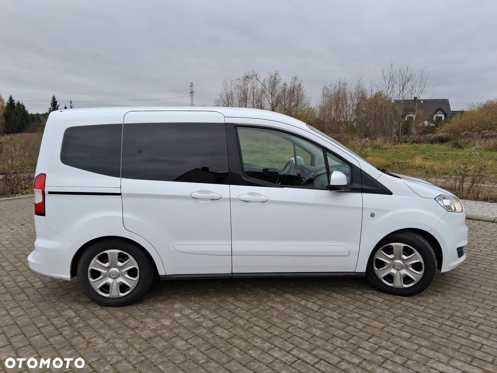 Ford Tourneo Courier 1.5 TDCi Trend - 3