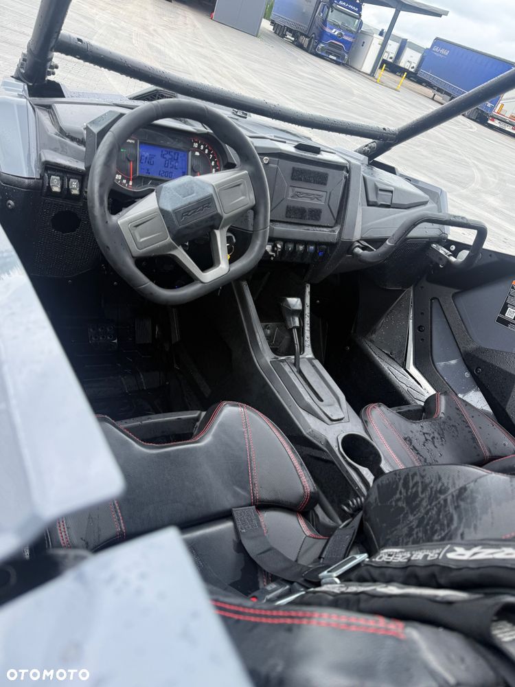 Polaris RZR - 10