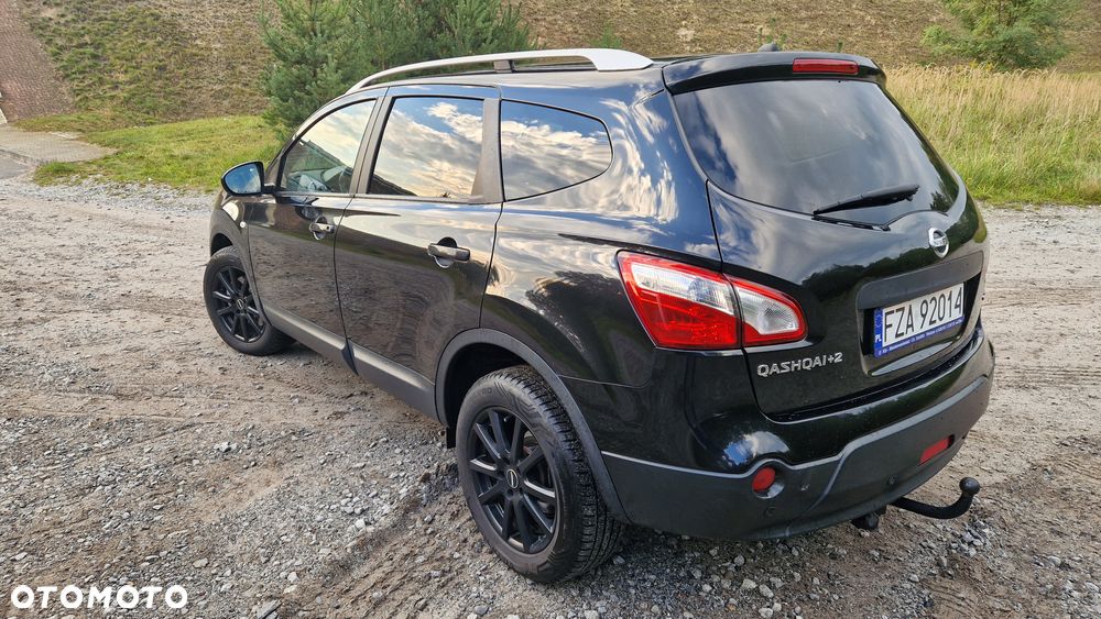 Nissan Qashqai+2 - 21