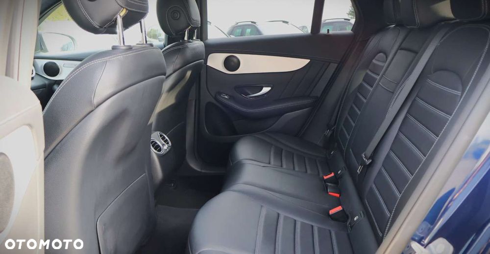 Mercedes-Benz GLC - 17