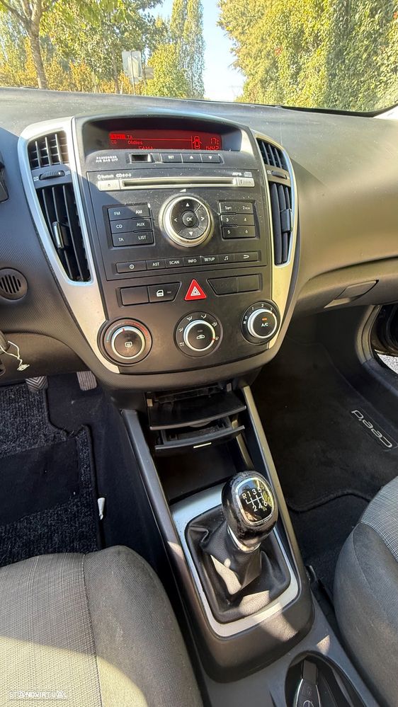 Kia Ceed SW - 21