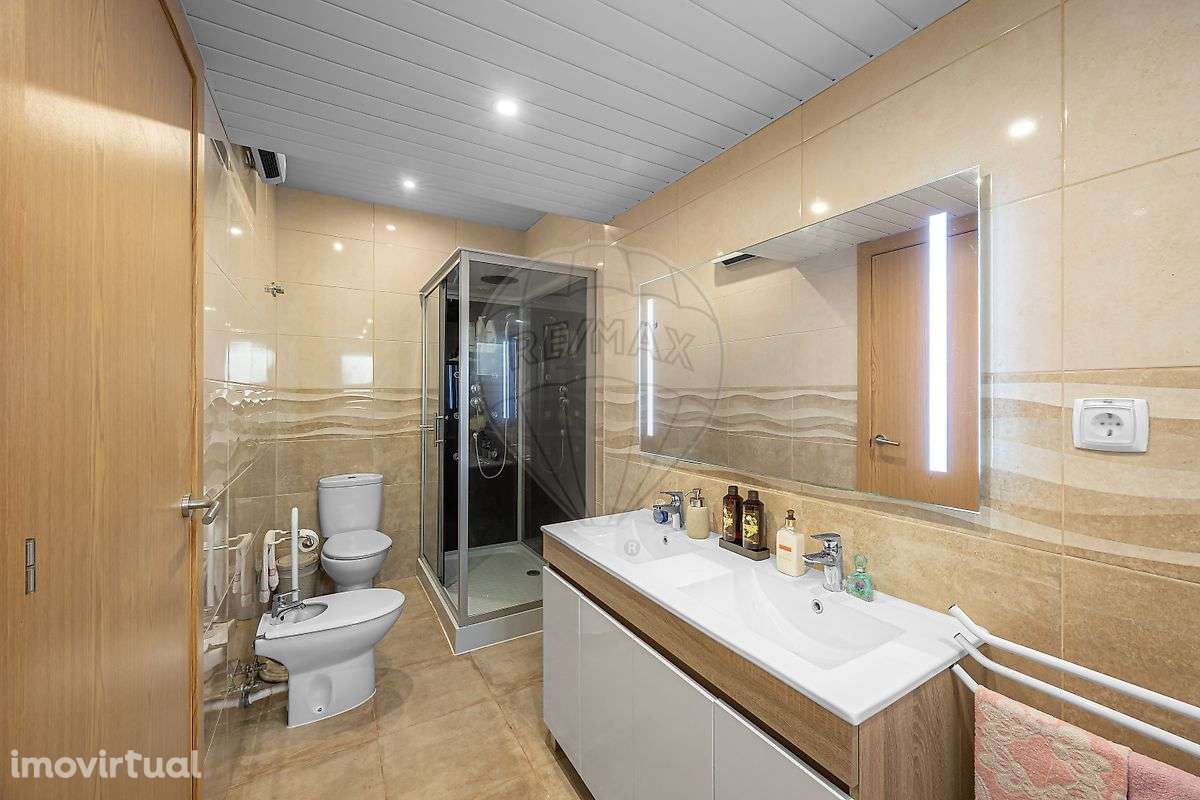 Moradia T2 para venda - Grande imagem: 3/32