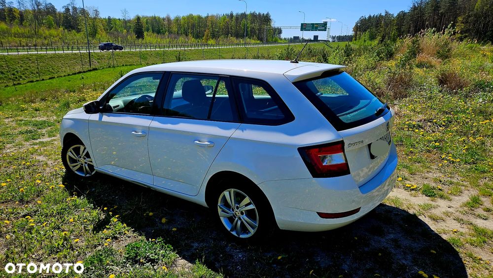Skoda Fabia 1.0 TSI Ambition - 1