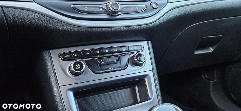 Opel Astra V 1.4 T Enjoy S&S - 22