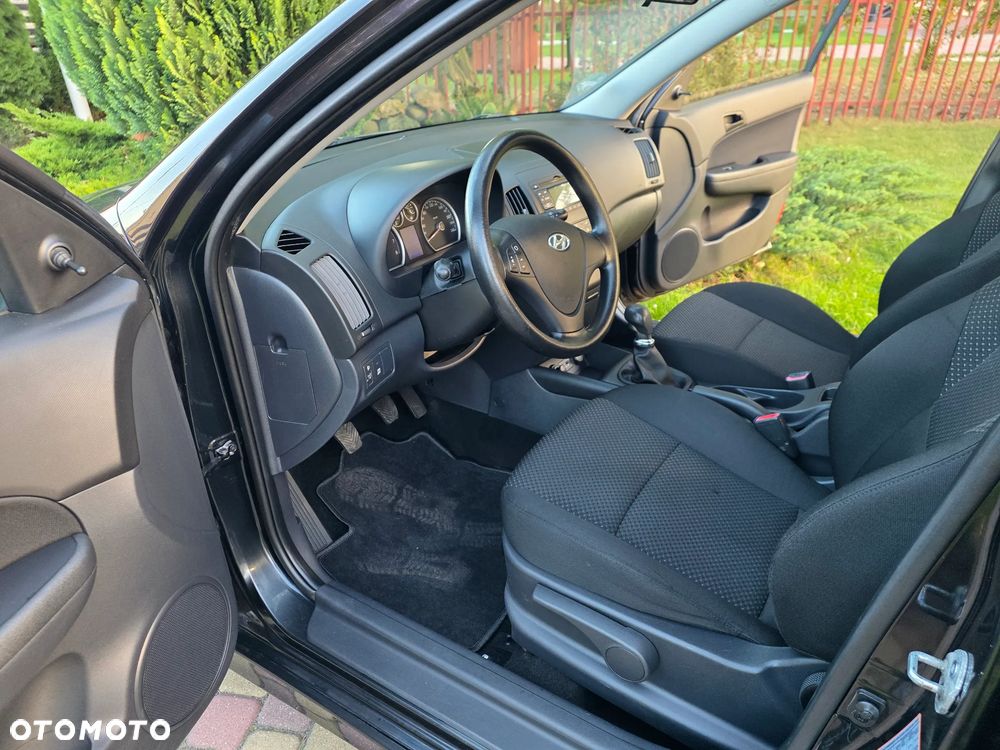 Hyundai i30 1.4 Base EU5 - 22