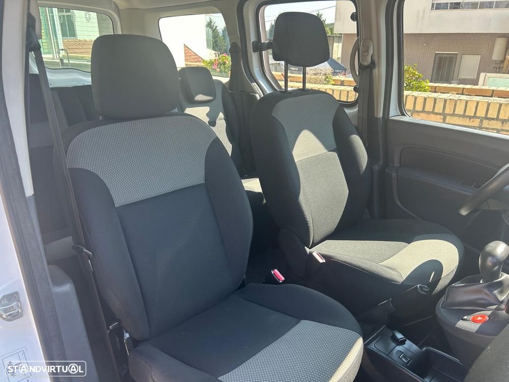 Renault Kangoo Z.E. 33 - 15