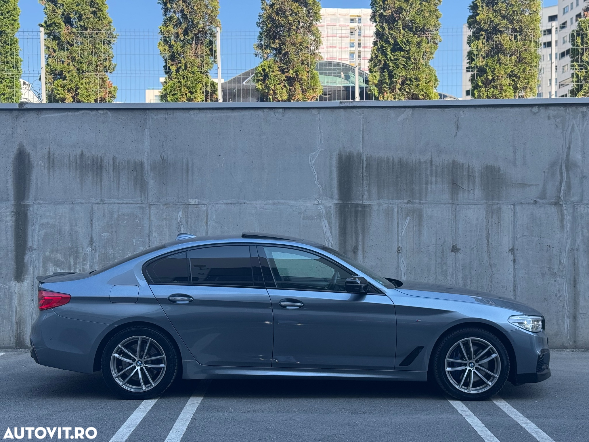BMW Seria 5 530d xDrive Aut. - 12