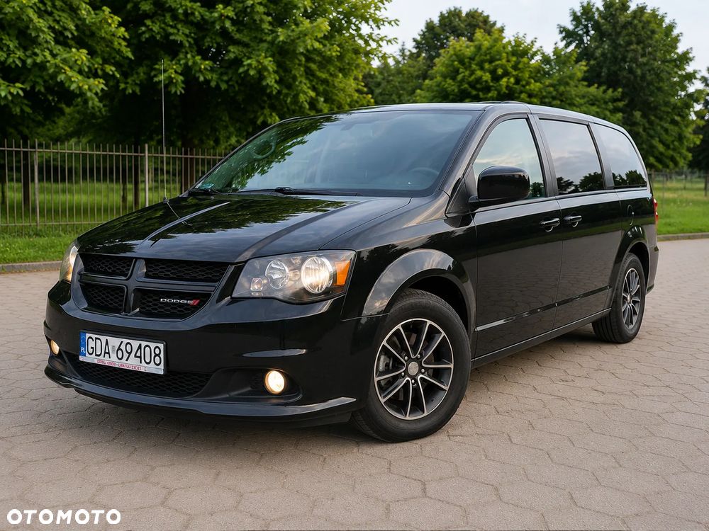 Dodge Grand Caravan 3.6 R/T - 1