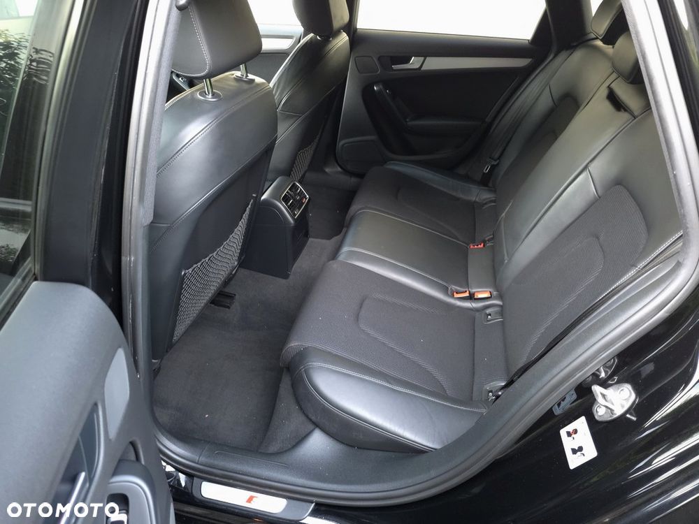 Audi A4 Avant 2.0 TDI Quattro S tronic - 8