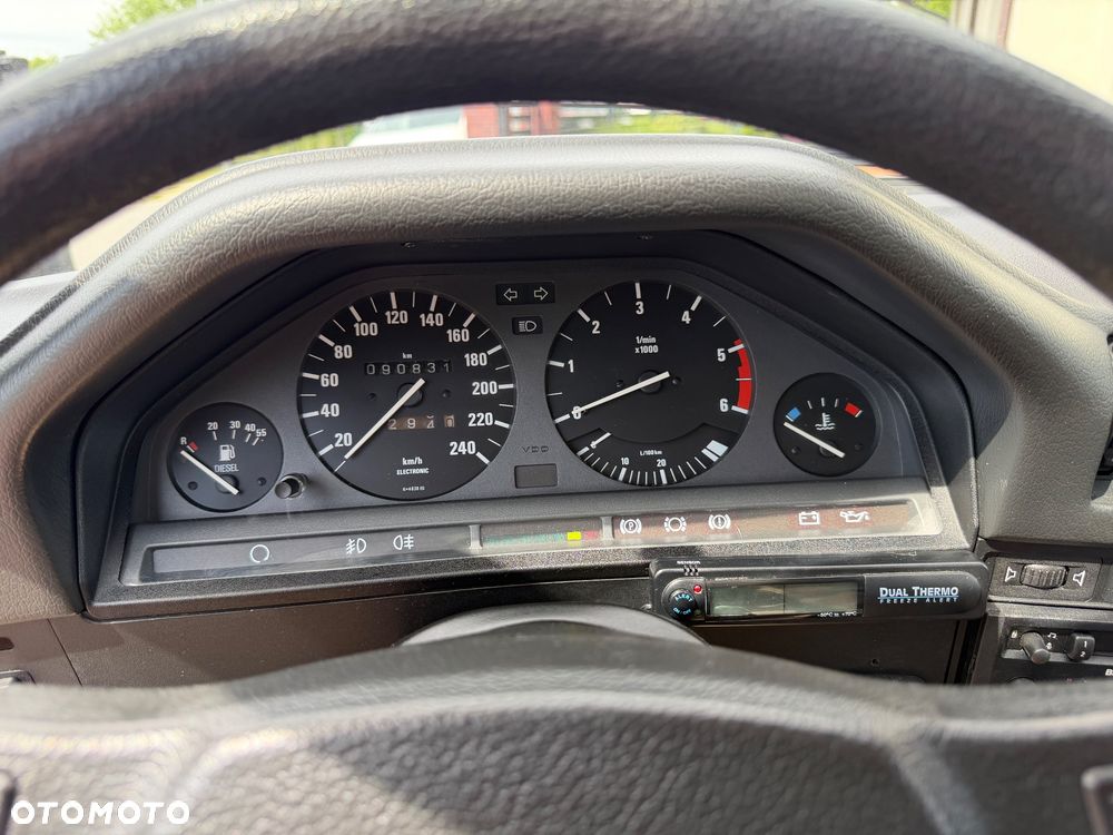 BMW Seria 3 - 23