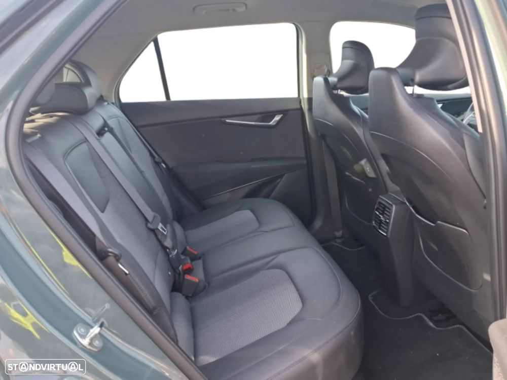 Kia Niro EV 64kWh Drive - 8