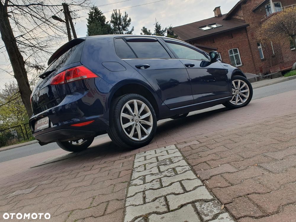 Volkswagen Golf - 8