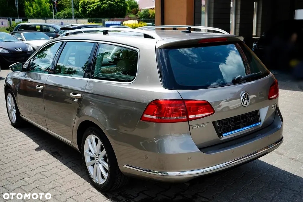 Volkswagen Passat - 6