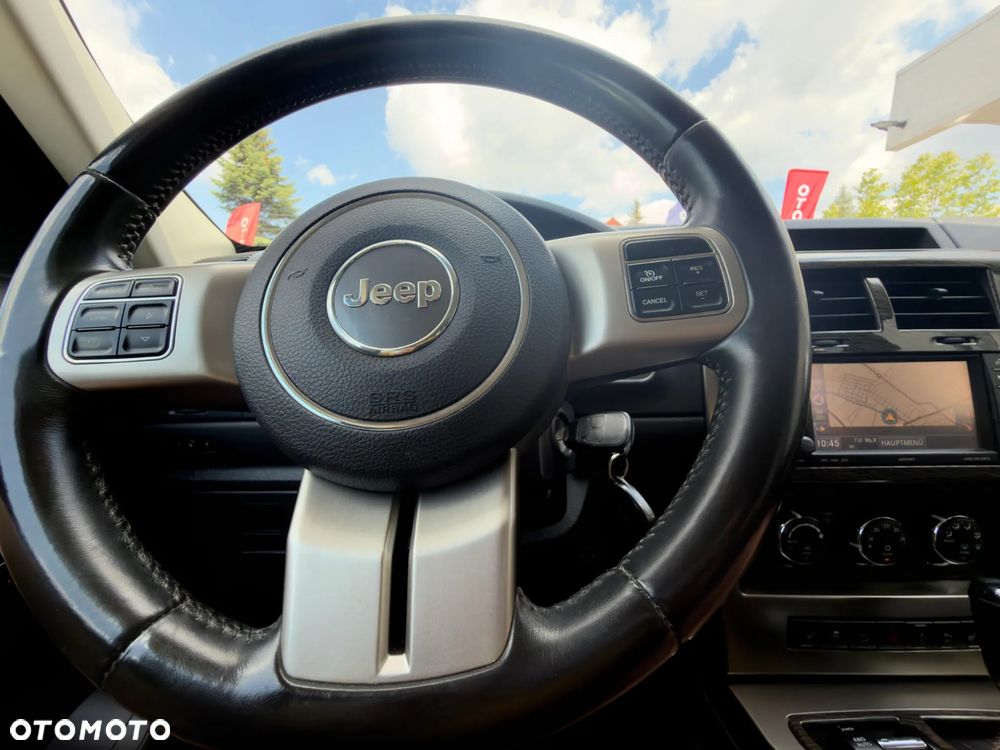 Jeep Cherokee - 19