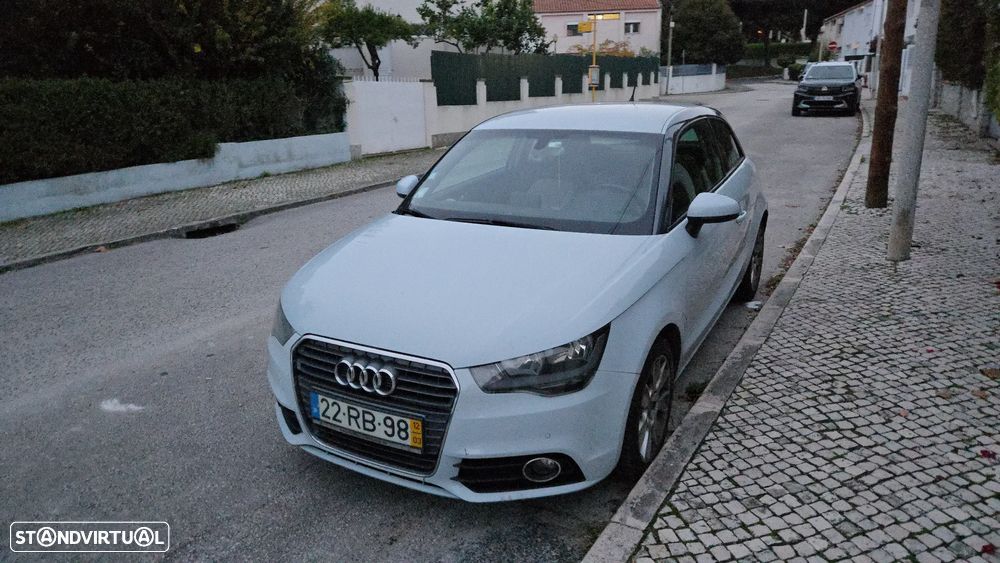 Audi A1 1.6 TDI S tronic S line Sport Pack - 4