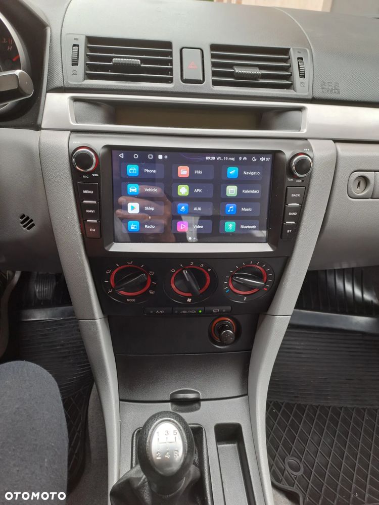 Mazda 3 1.6 Sport Active - 12