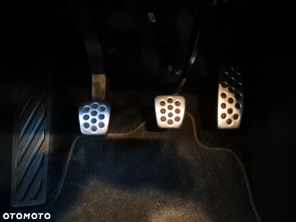 Opel Astra 1.4 Turbo Innovation - 32