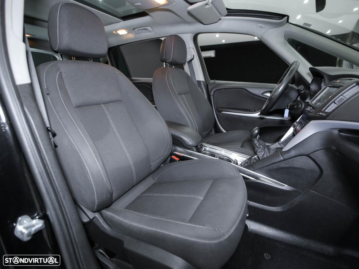 Opel Zafira - 8