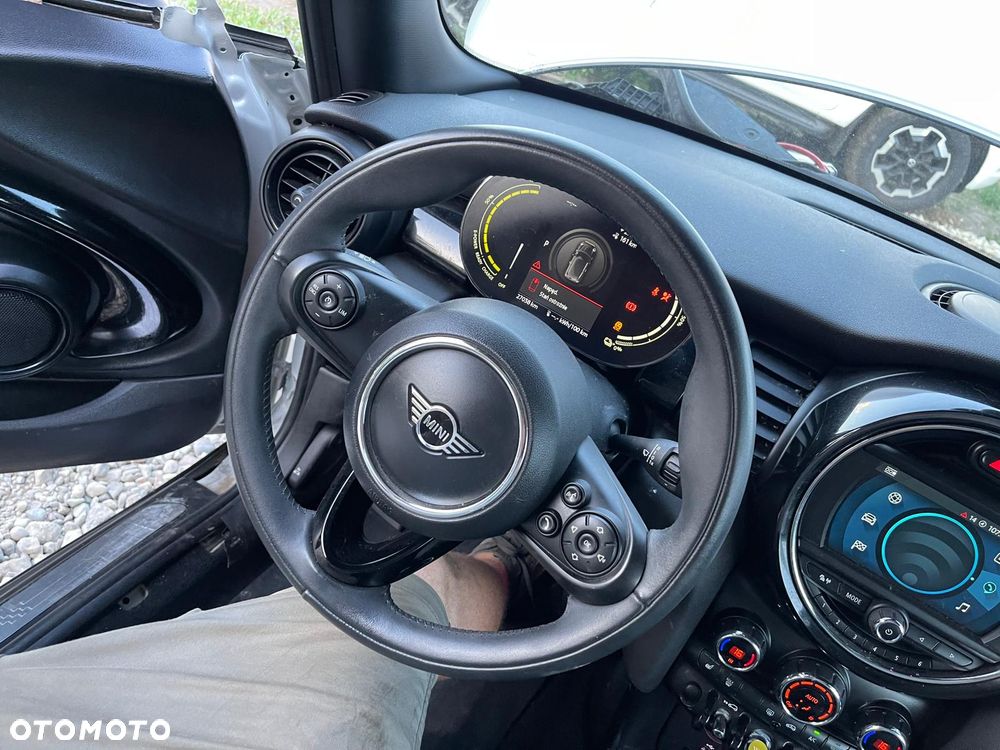 MINI Cooper SE Electric Trim - 10