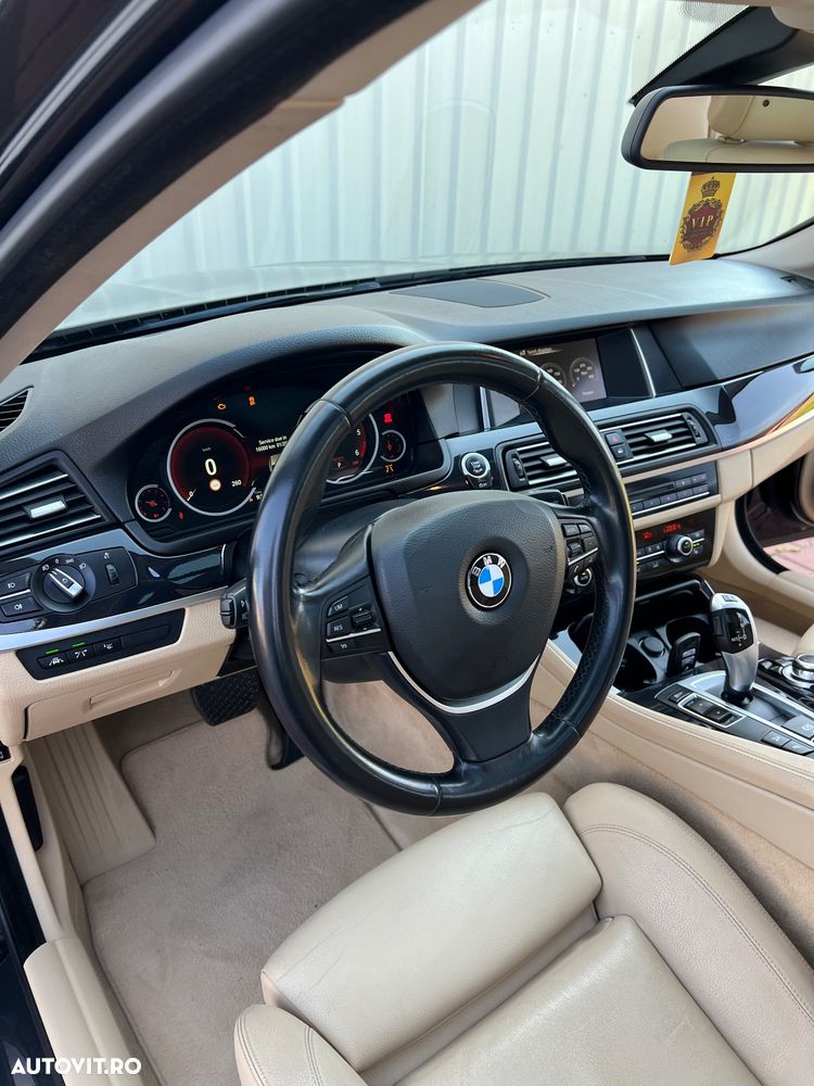BMW Seria 5 520d Aut. Luxury Line - 10