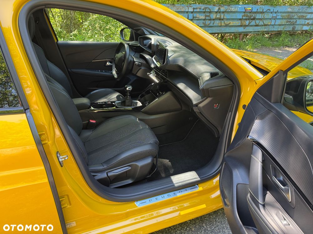 Peugeot 208 PureTech 100 GT Pack - 26