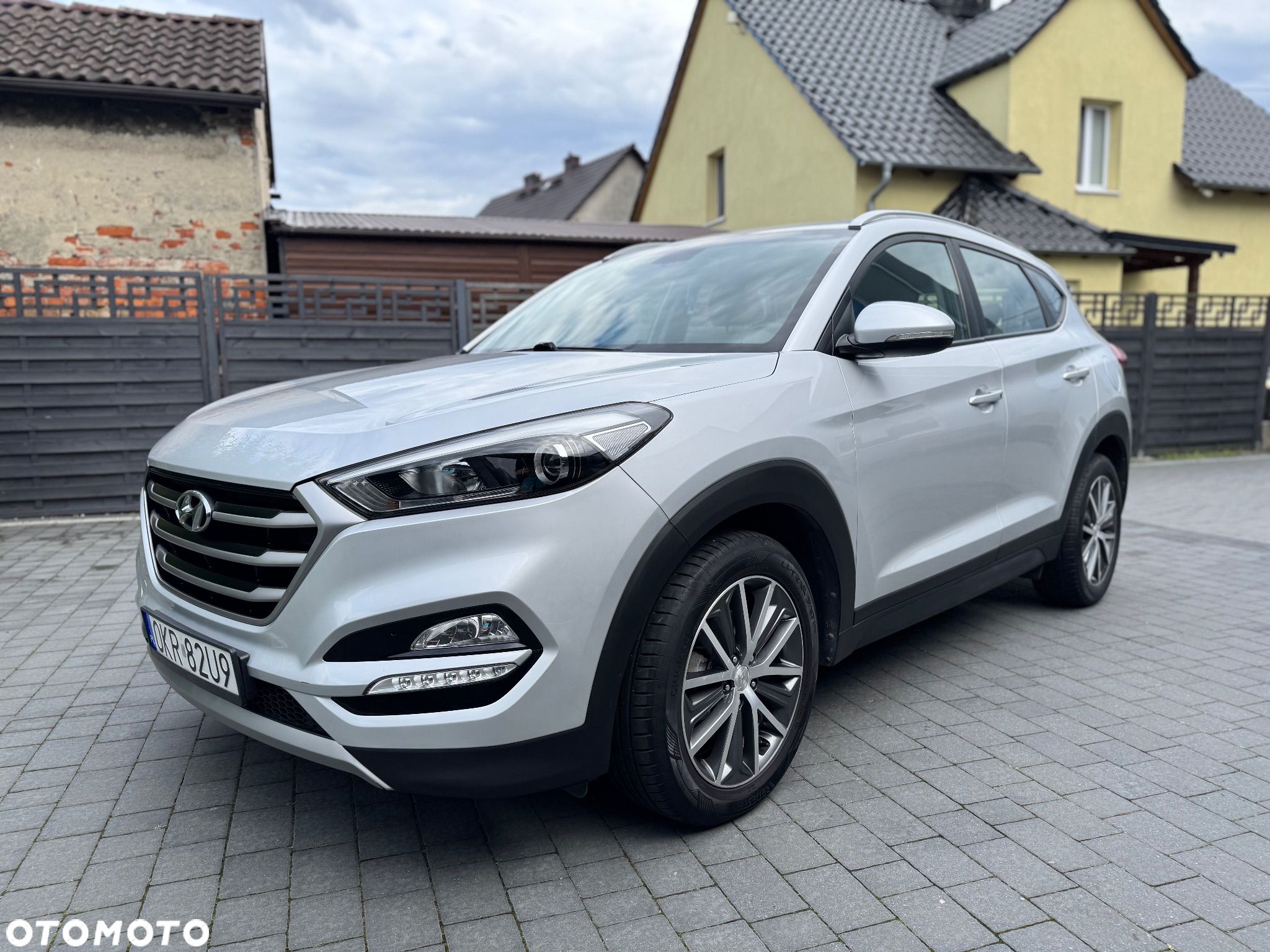 Hyundai Tucson 2.0 CRDi 4WD Automatik Style - 1