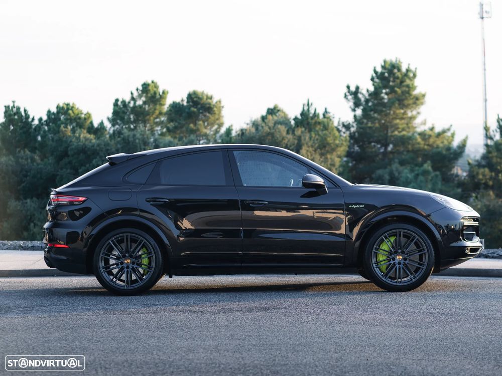Porsche Cayenne Coupé Turbo S E-Hybrid - 9