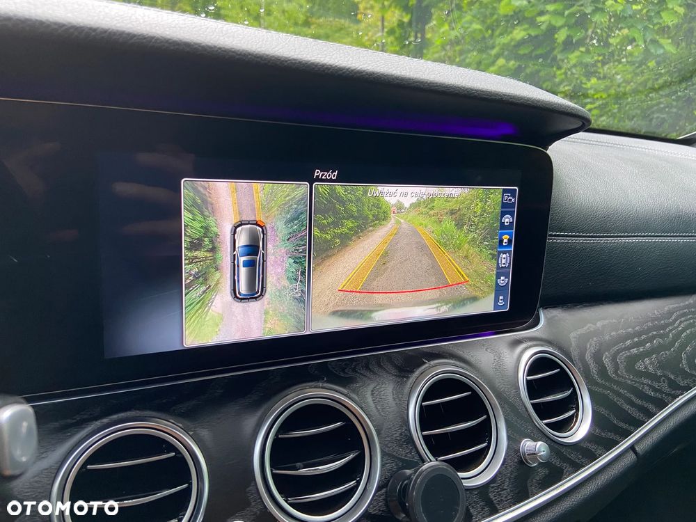 Mercedes-Benz Klasa E 220 d 4-Matic All-Terrain - 27