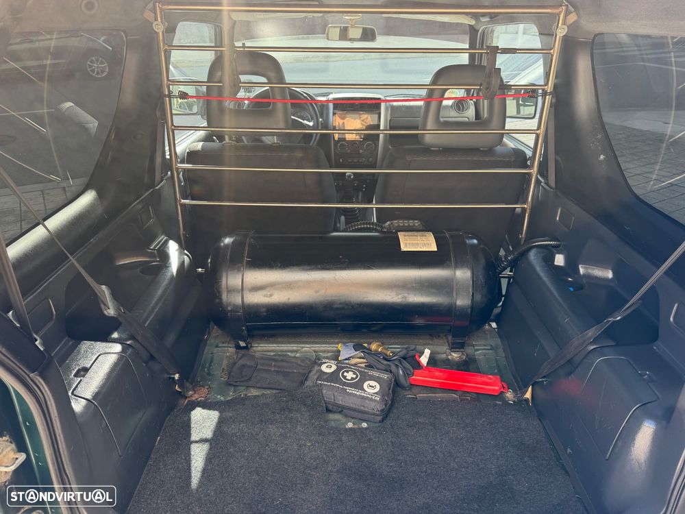 Suzuki Jimny - 19