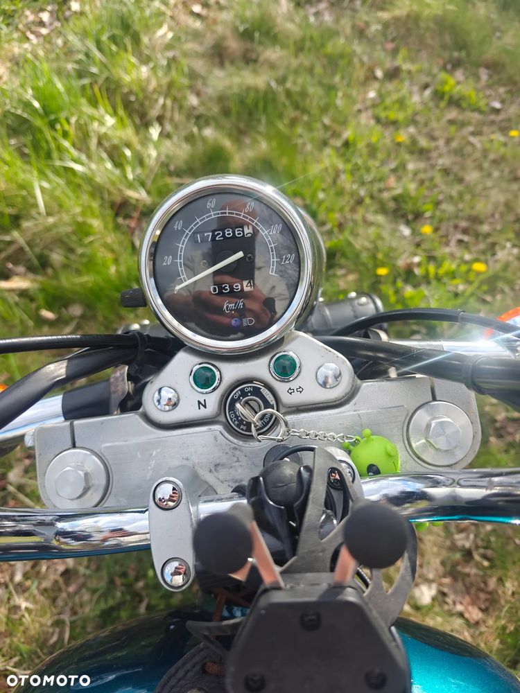 Suzuki Marauder - 8