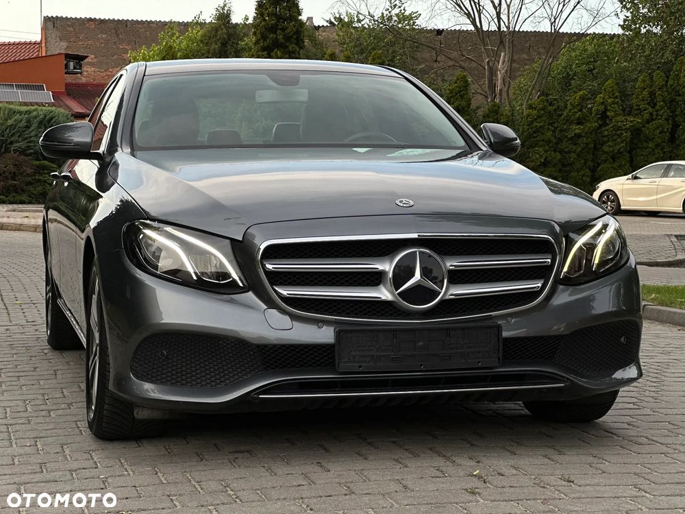 Mercedes-Benz Klasa E 220 d 9G-TRONIC - 6