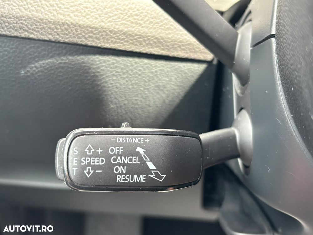 Skoda Superb 2.0 TDI DSG Ambition - 19