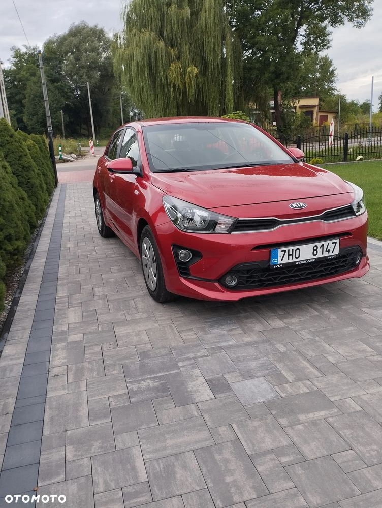 Kia Rio - 1