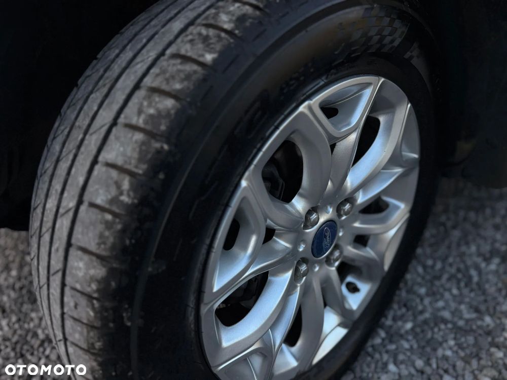 Ford EcoSport - 10