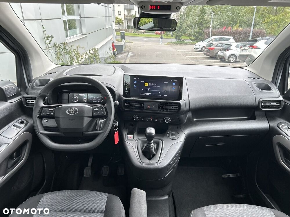 Toyota Proace City Verso Long 1.5 D-4D Business - 11