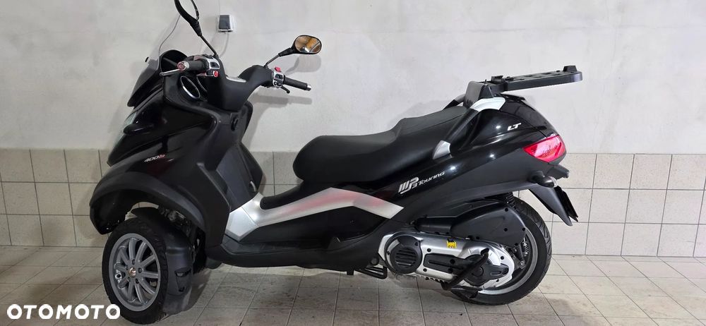 Piaggio MP-3 - 1