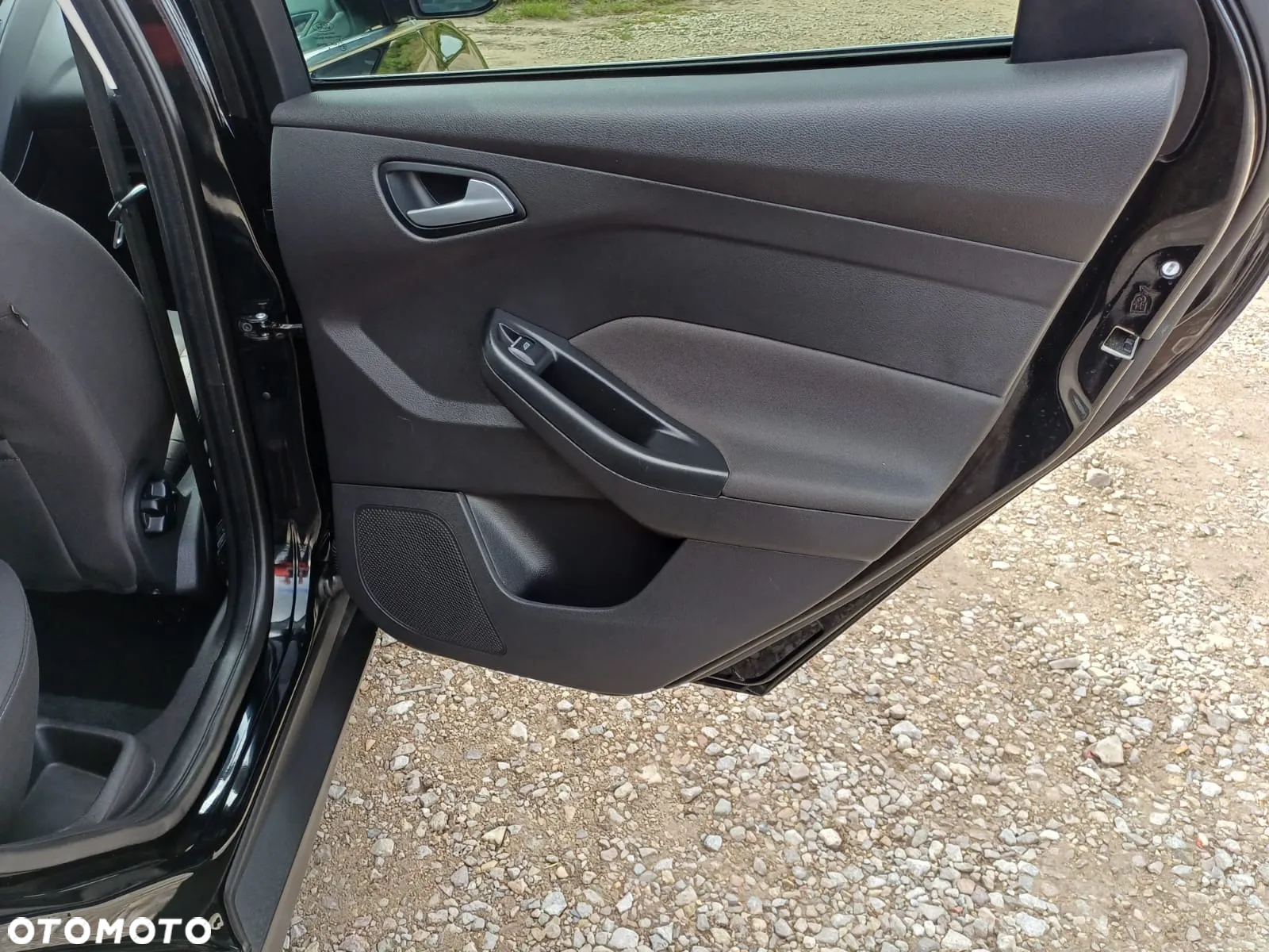 Ford Focus 1.5 EcoBlue Start-Stopp-System TITANIUM - 23