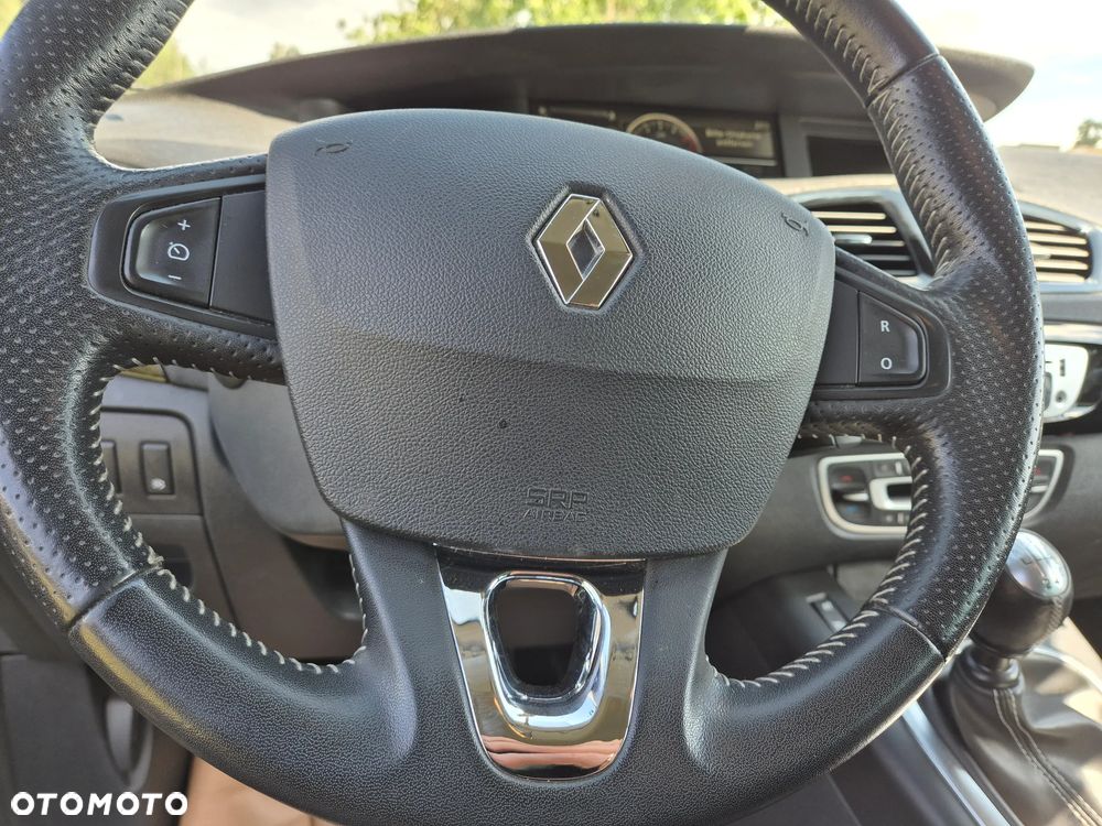 Renault Scenic dCi 130 FAP Start & Stop Bose Edition - 28