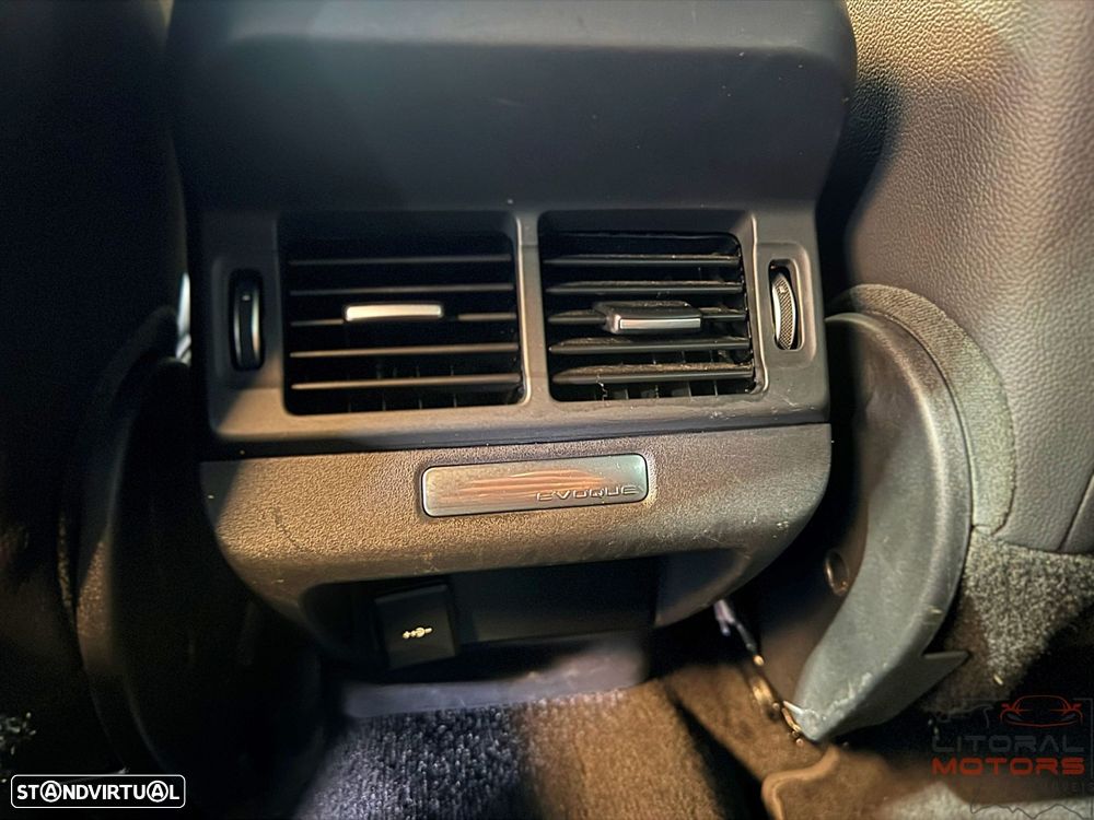 Land Rover Range Rover Evoque P300e R-Dynamic S - 36