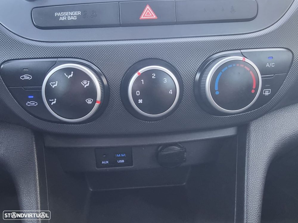 Hyundai i10 1.0 Comfort GPL - 11