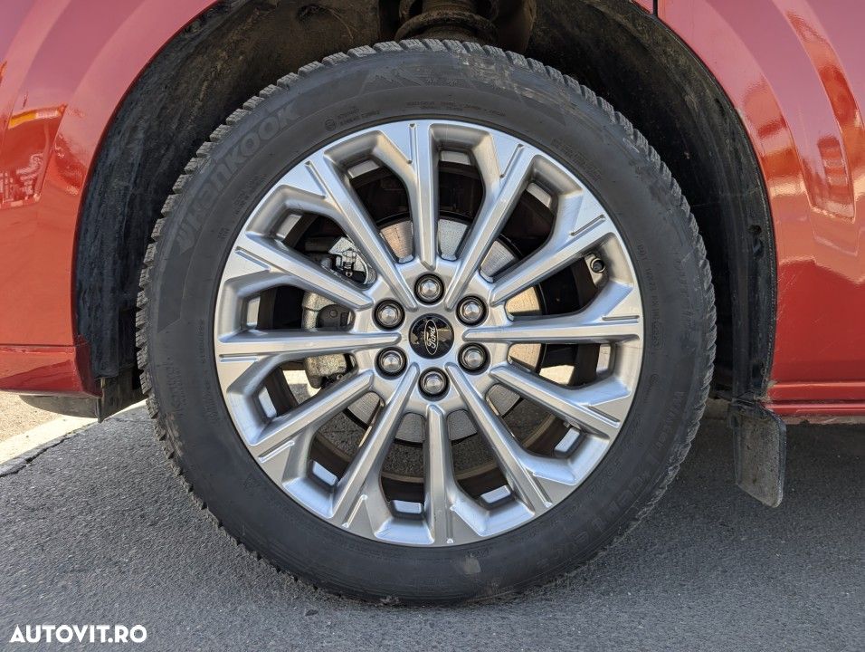 Ford Tourneo Custom - 11