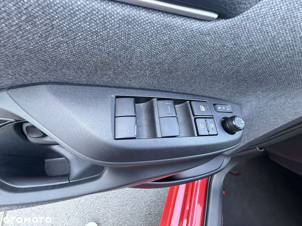 Toyota Yaris 1.5 VVT-i GR SPORT - 29